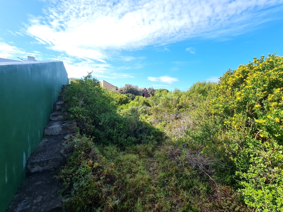 0 Bedroom Property for Sale in Paradise Beach Eastern Cape